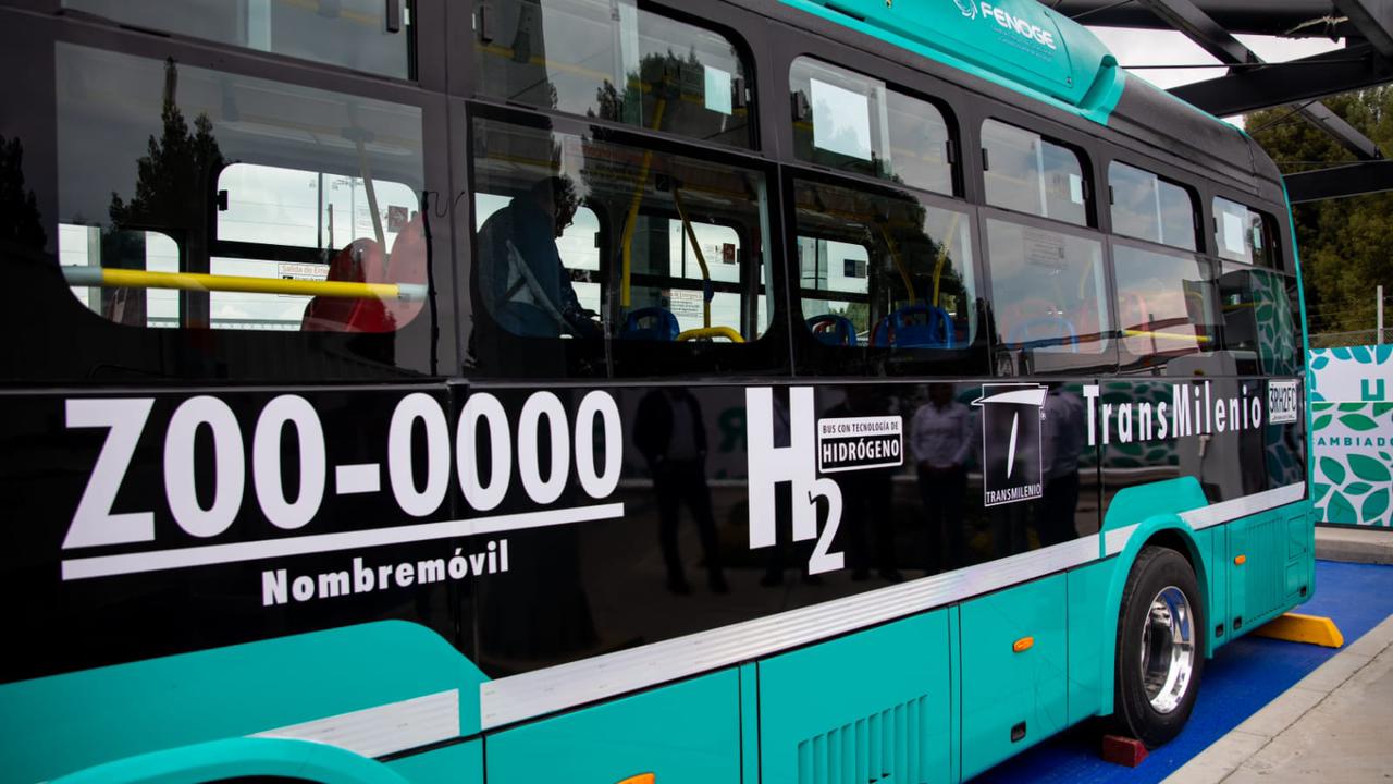 El primer bus a hidrógeno verde ensamblado en el país