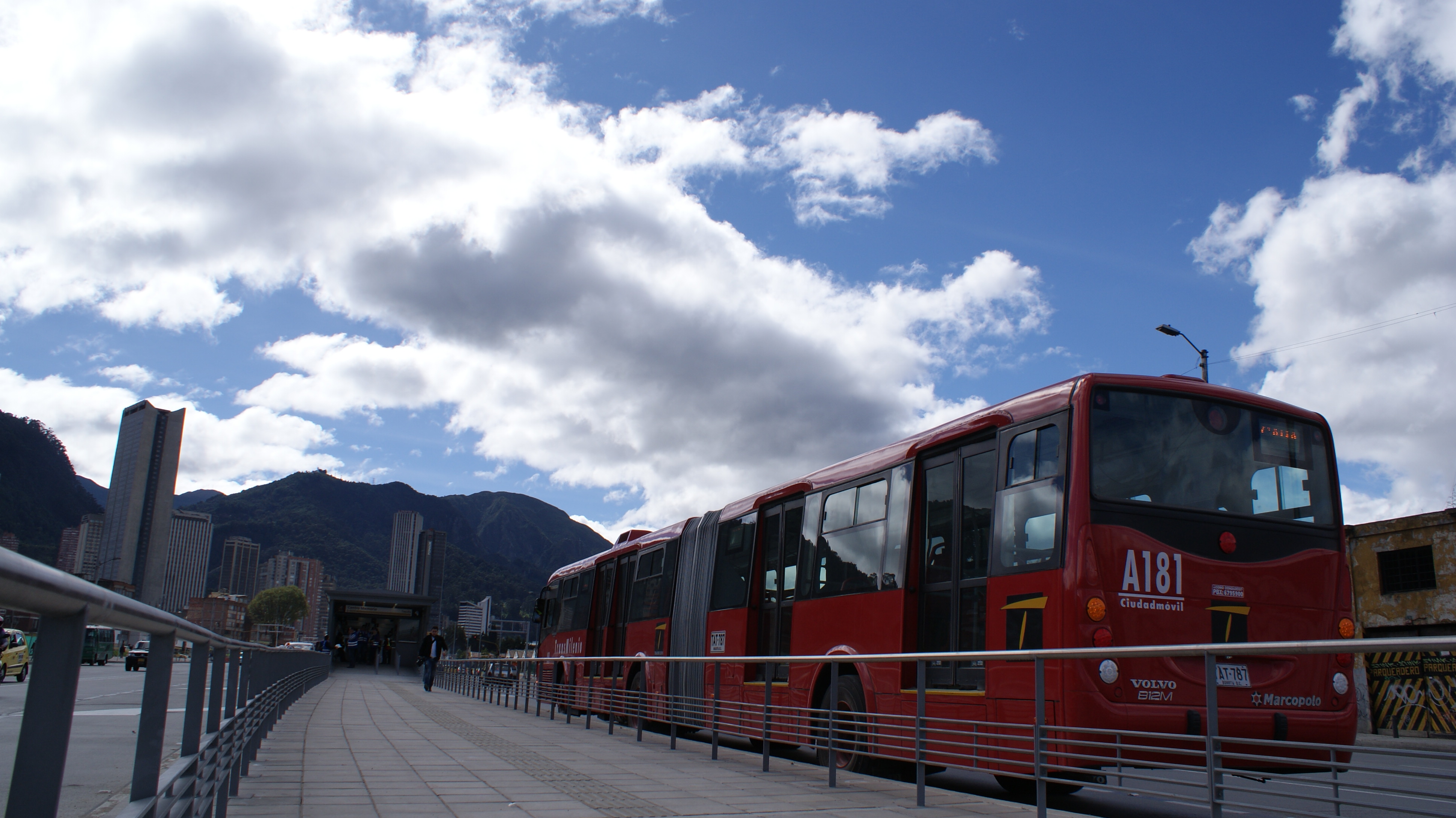 El Sistema TransMilenio cuenta con un nuevo Servicio Troncal 